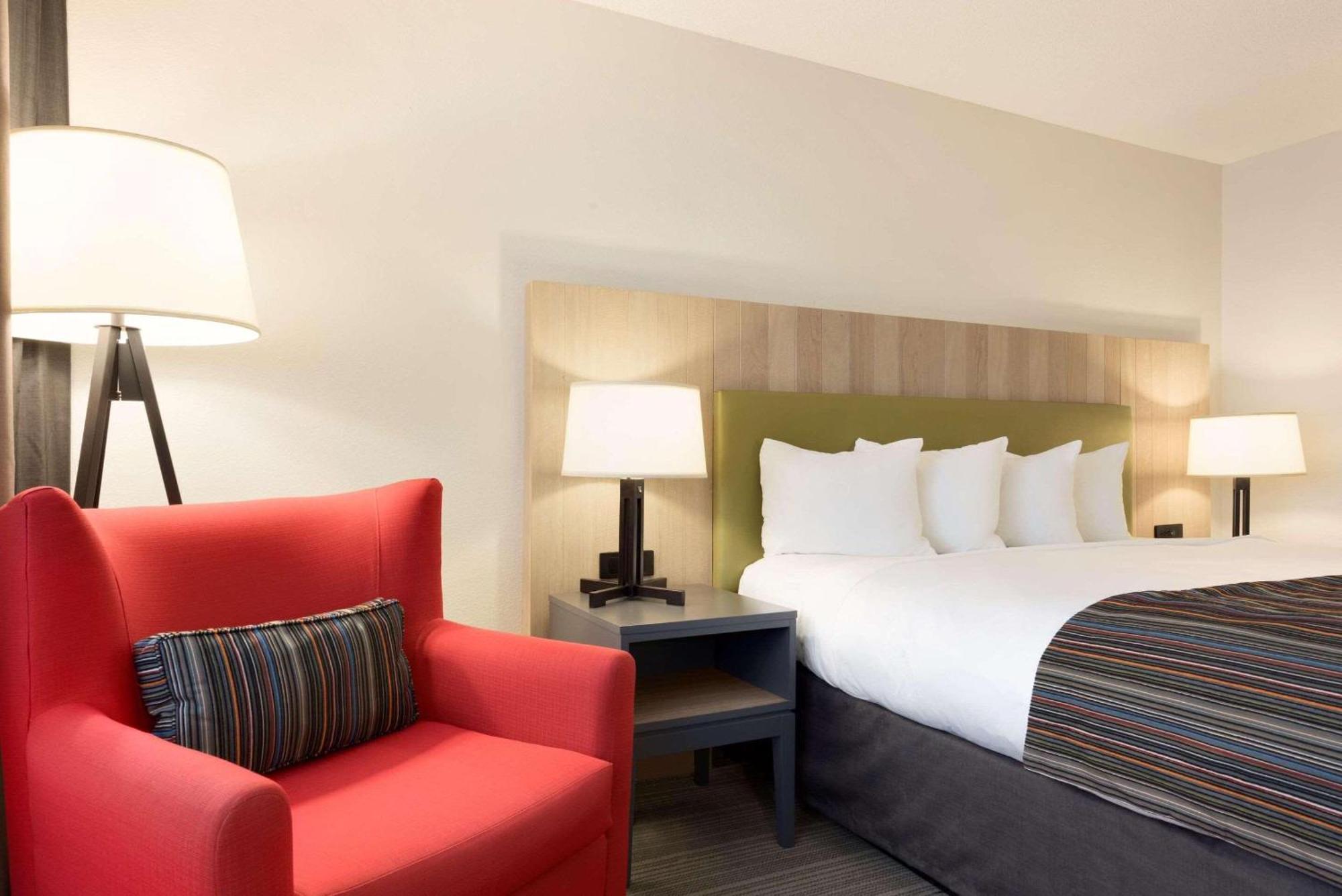 Country Inn & Suites By Radisson, Chippewa Falls, Wi Buitenkant foto