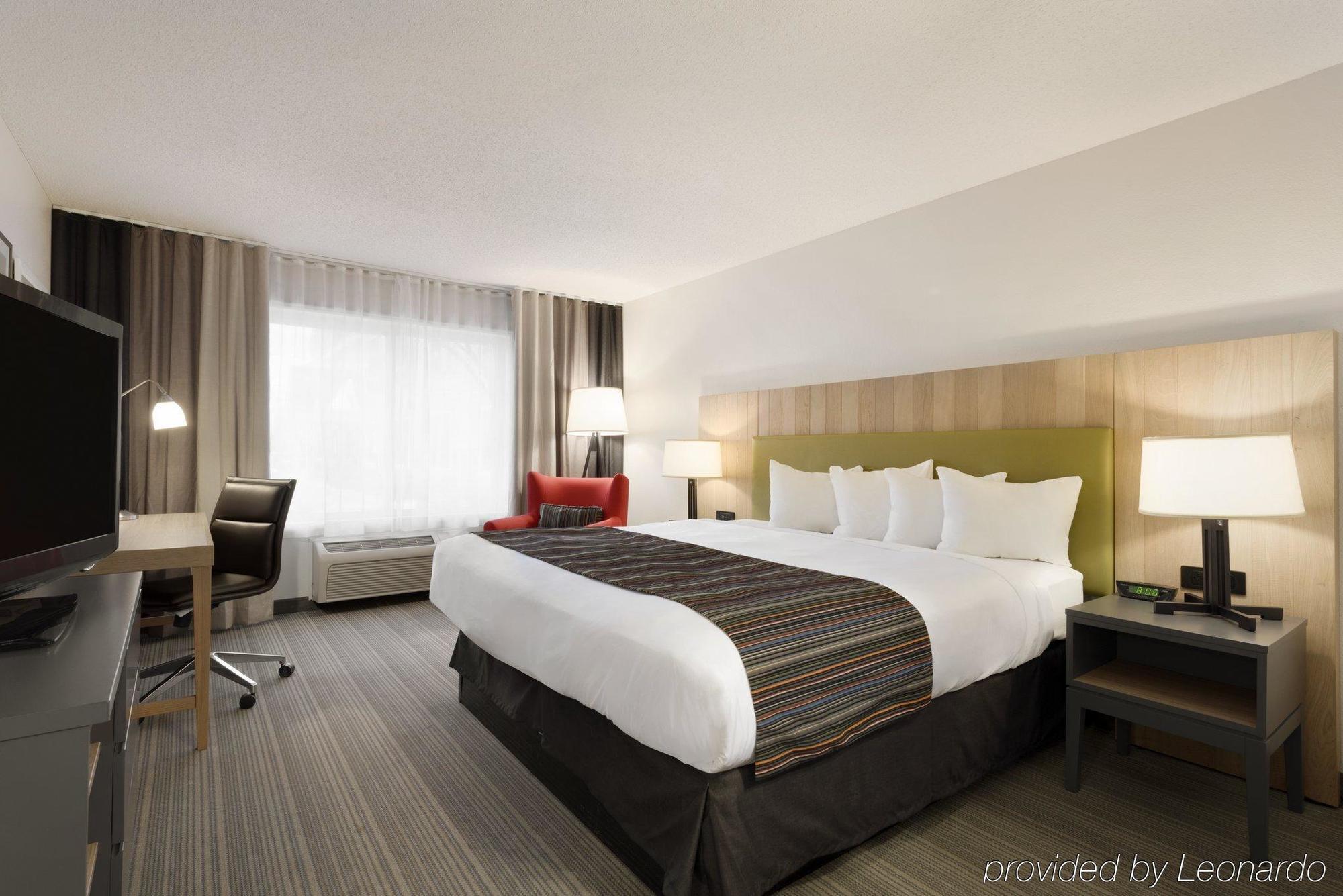 Country Inn & Suites By Radisson, Chippewa Falls, Wi Buitenkant foto